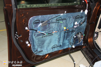 抛弃一切杂音 丰田锐志改装音响,欧卡改装网,汽车改装