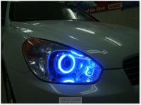 蓝色忧郁的眼神 现代雅绅特灯光升级,欧卡改装网,汽车改装