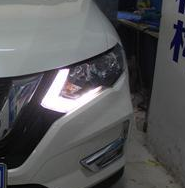 日产奇骏改装欧司朗CBI套装作业,欧卡改装网,汽车改装