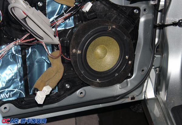 欧卡改装网,改装案例,马自达6改装音响安装前声场喇叭鼓琴DT-62B