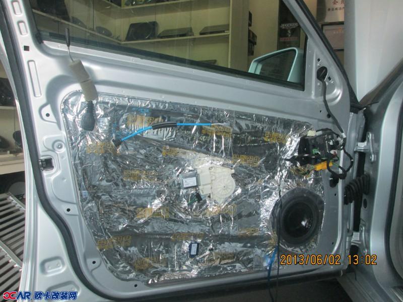 欧卡改装网,改装案例,奔驰E300改装隔音与音响升级