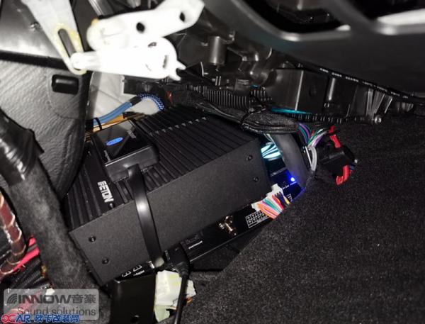 埃安V plus改装德国彩虹PA-400音频处理器