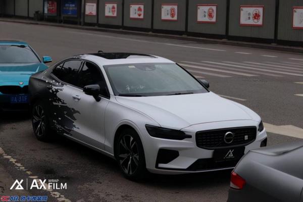石家庄汽车改色 白黑渐变沃尔沃S60