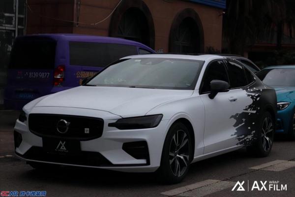 石家庄汽车改色 白黑渐变沃尔沃S60