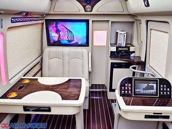 丰田考斯特12座改装配置 丰田考斯特12座最新报价表